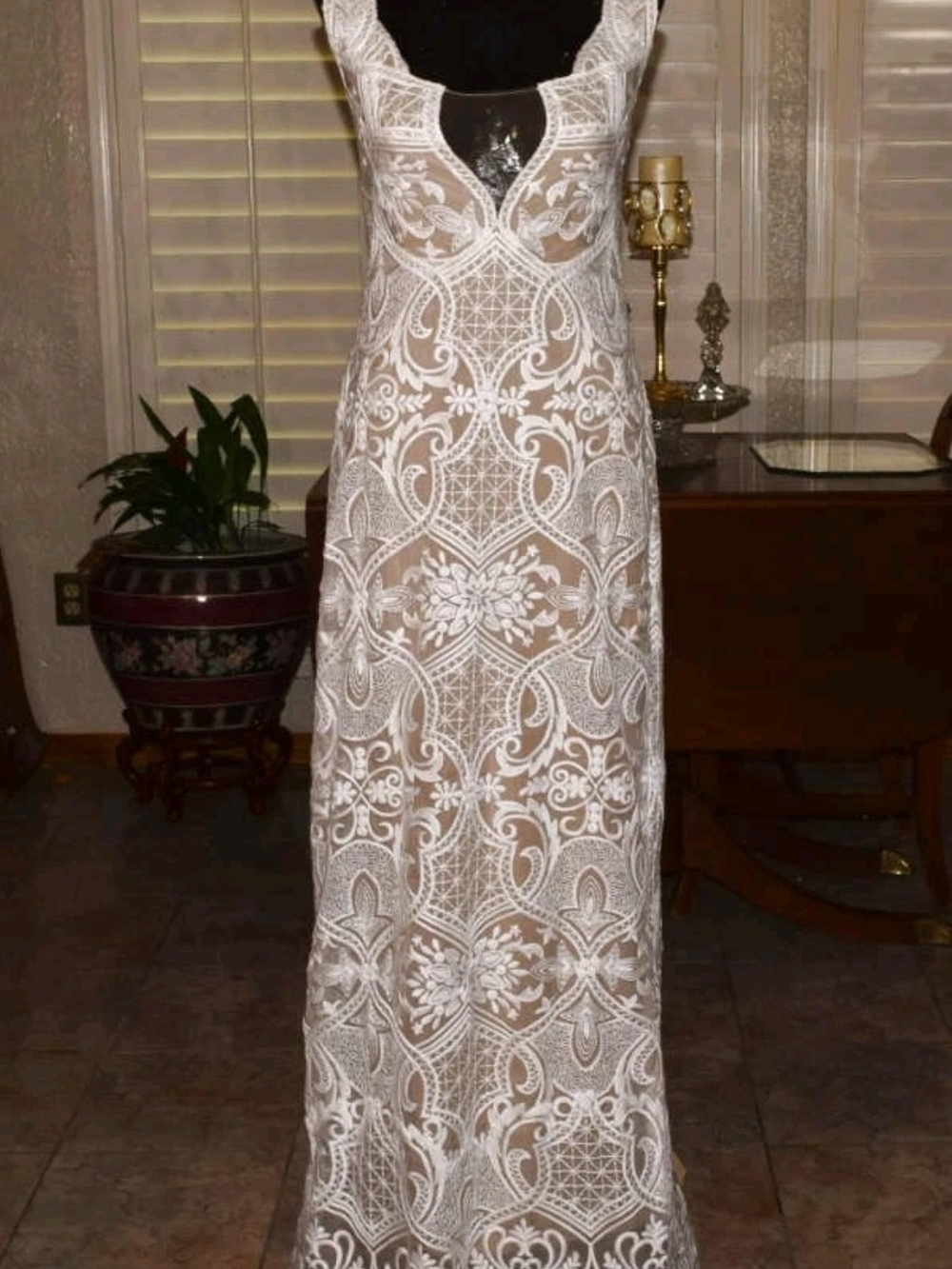 Willowby Gypsy Wedding Dress Size 6 Nwt
